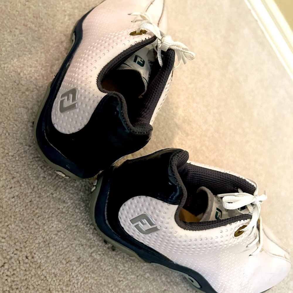 FootJoy boys golf shoes